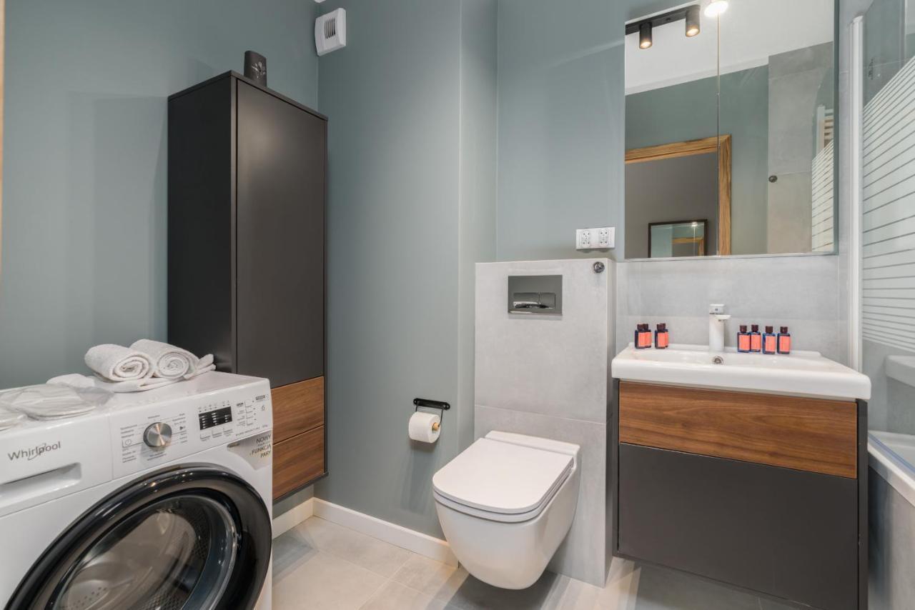 Poznan Serbska 2 Miejsca Parkingowe By Noclegi Renters Dış mekan fotoğraf